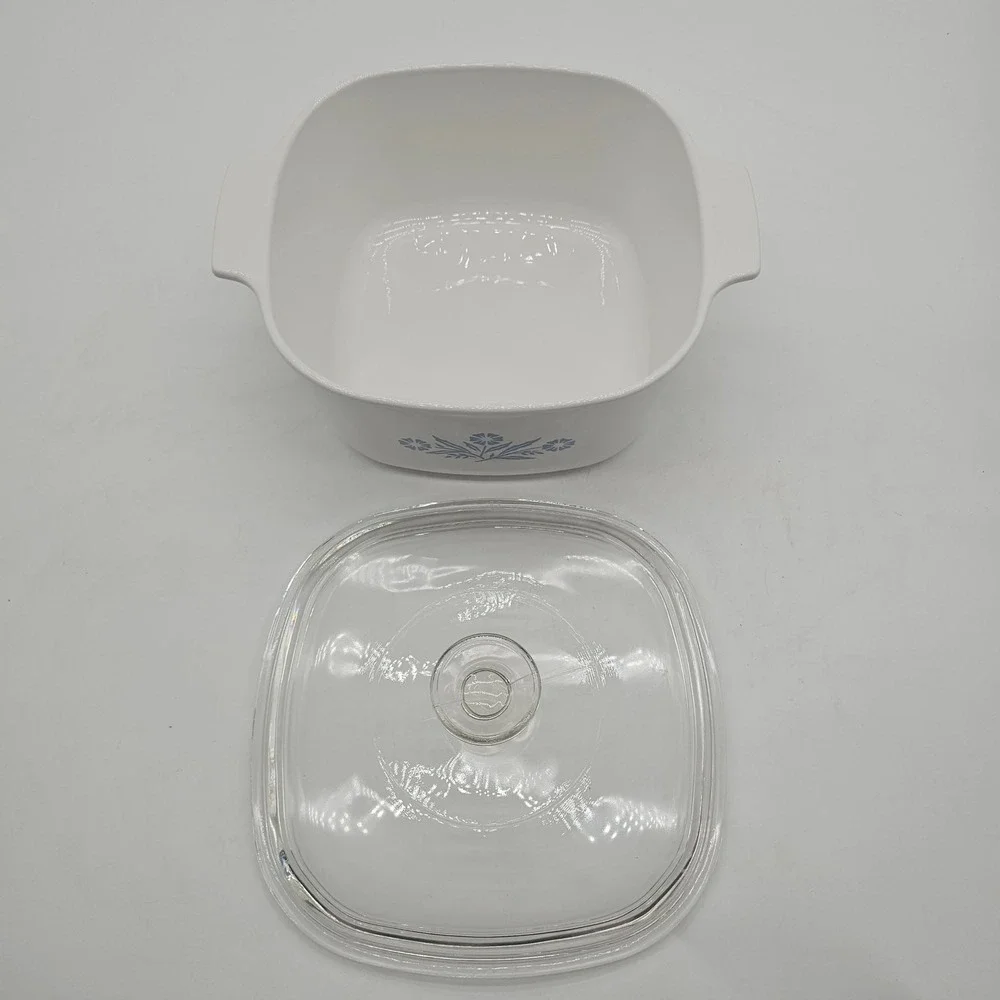 Corning Ware A-3-B  3 Liter With Lid Cornflower Casserole Dish